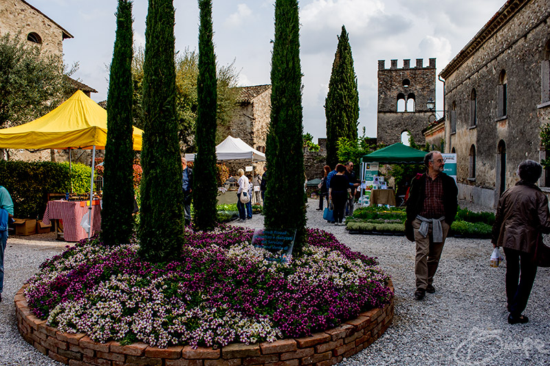monzambano castellaro festa dei fiori lago di garda